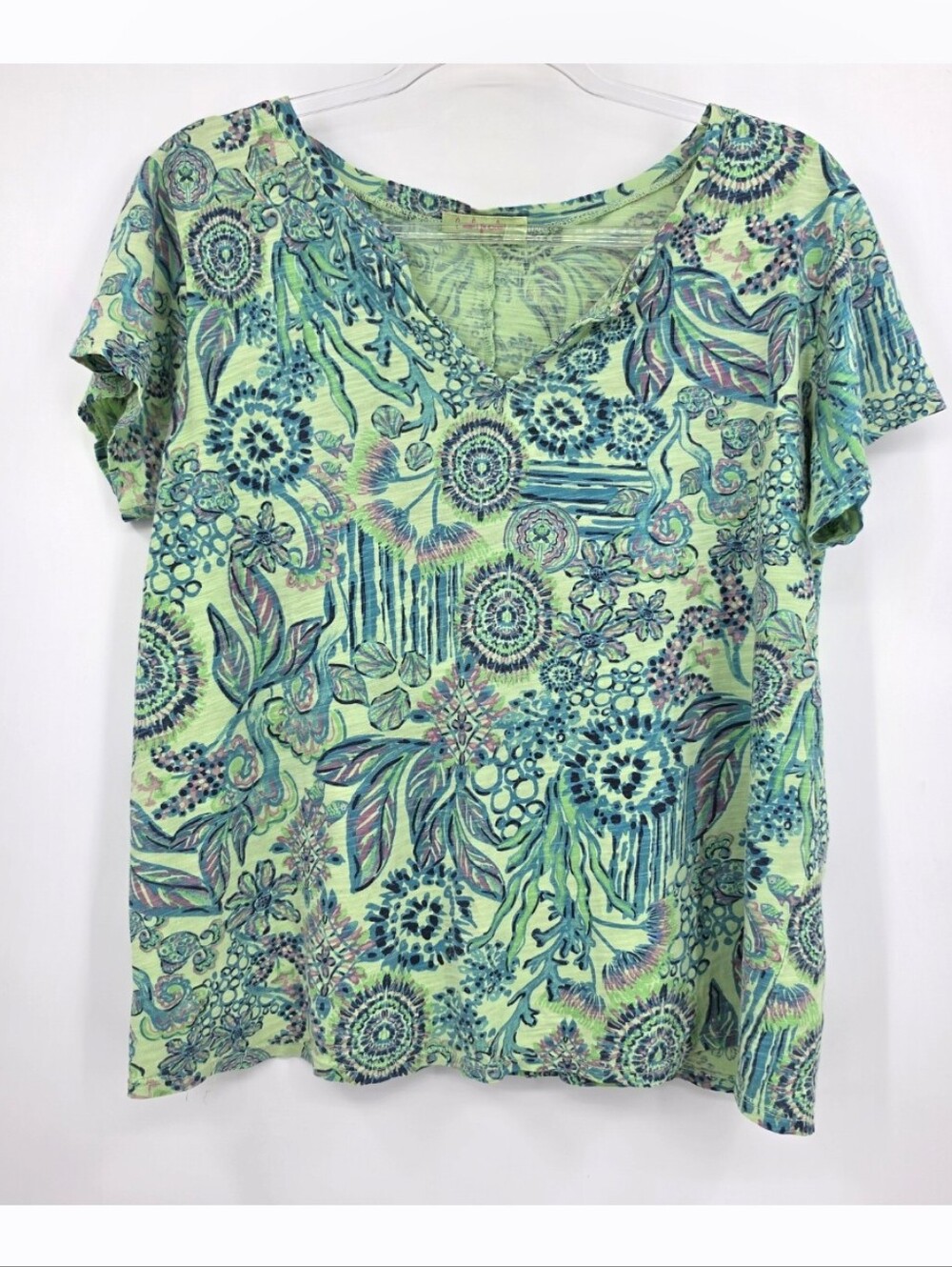 Fresh Produce V Neck Tee Medium Green Tropic Garden Print Resort Wear